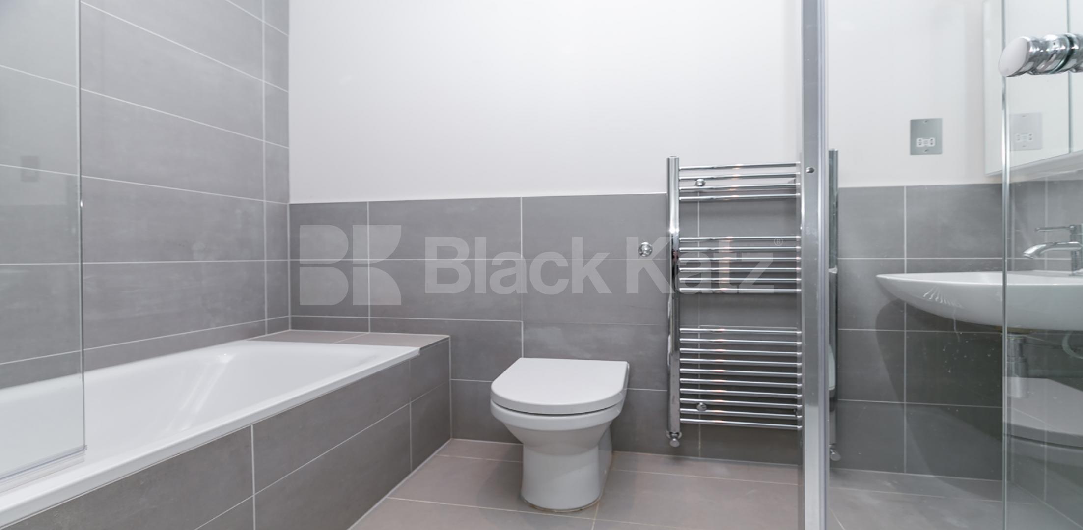 			WAREHOUSE CONVERSION IN ANGEL-OLD STREET-SHOREDITCH, 3 Bedroom, 1 bath, 1 reception Flat			 EAGLE HOUSE-EAGLE WHARF ROAD, ANGEL-OLD STREET-SHOREDITCH